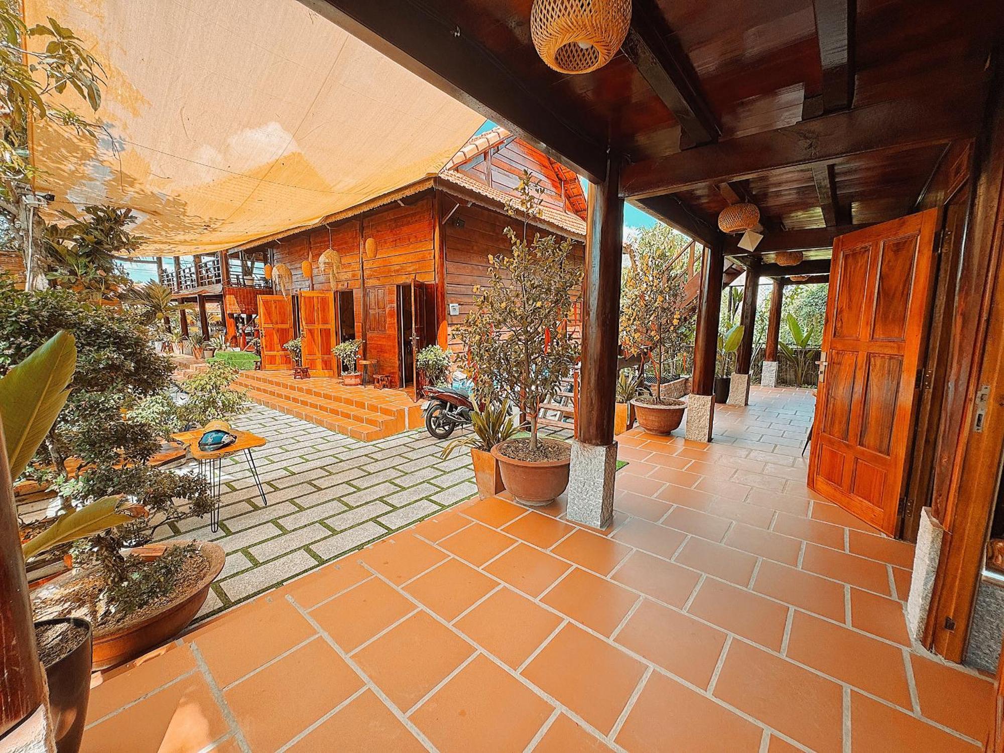 Kara Homestay & Cafe Can Tho Buitenkant foto