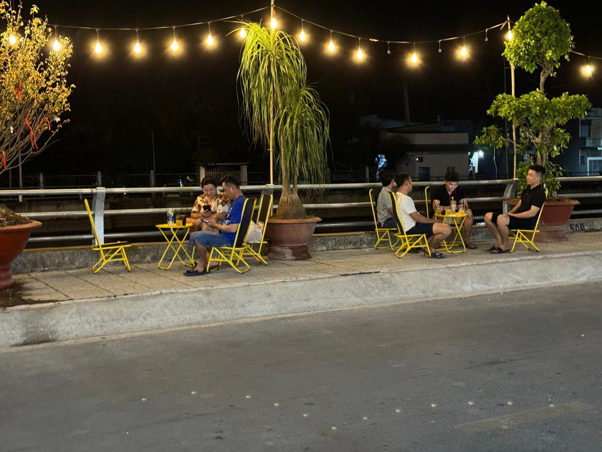 Kara Homestay & Cafe Can Tho Buitenkant foto