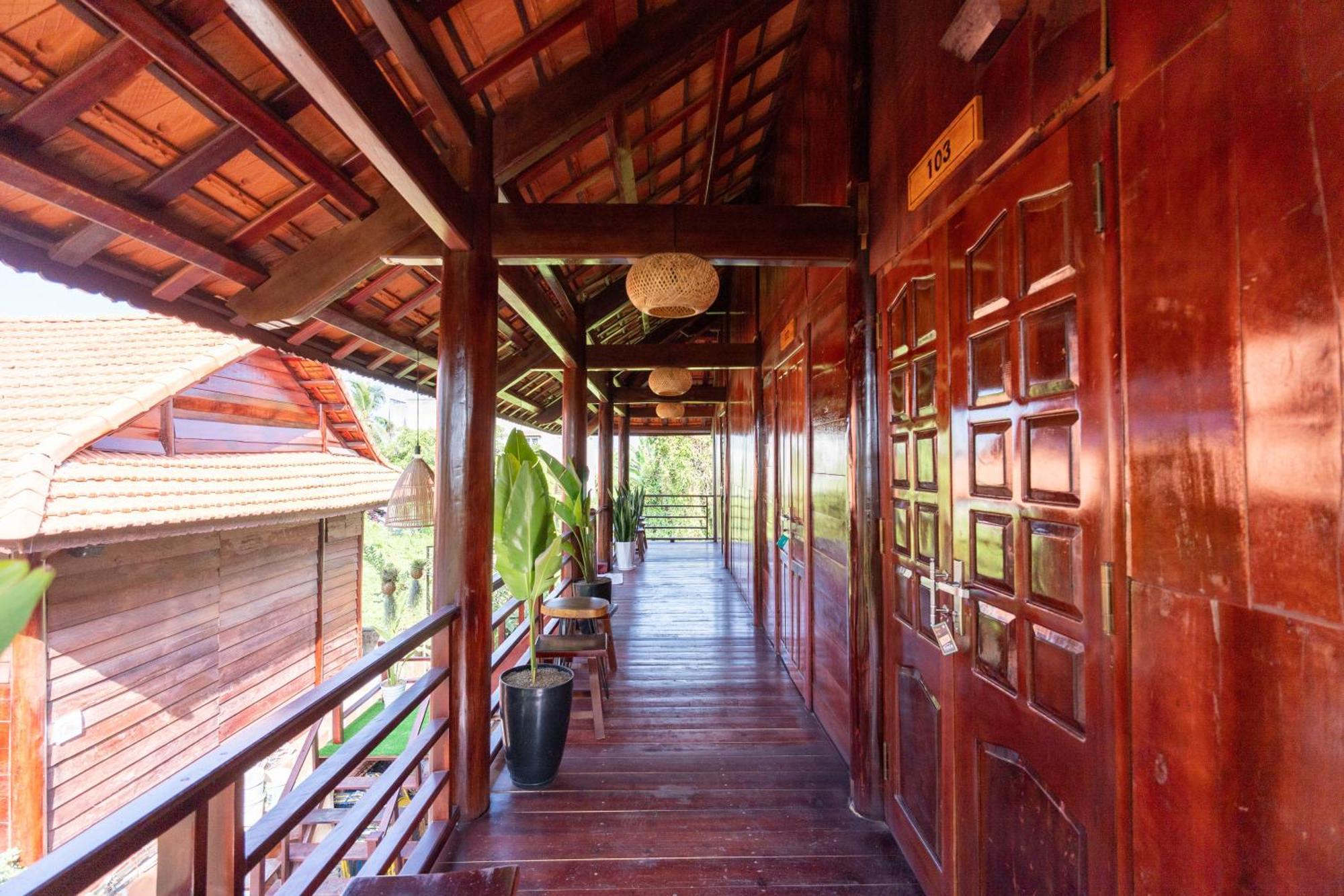 Kara Homestay & Cafe Can Tho Buitenkant foto